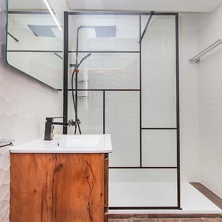 B01 - Marachique דירה *